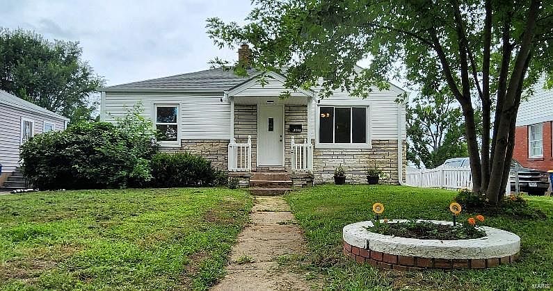 1st image of 9407 Bataan Dr