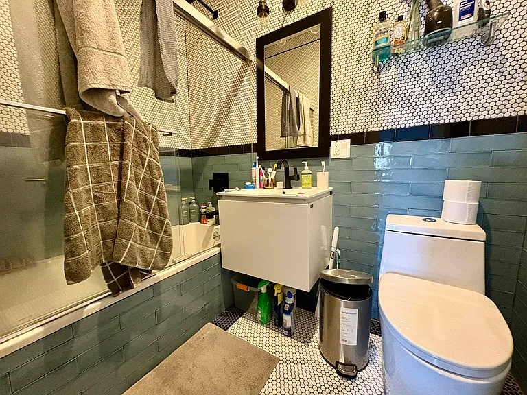 287 Harman St #3F — Photo 7