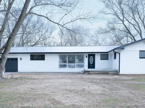 3275 N Maple Turn Ln, Martinsville, IN 46151