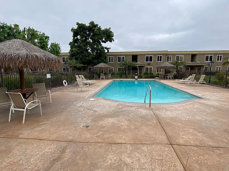 792 Avocado Ave #10 — Photo 3