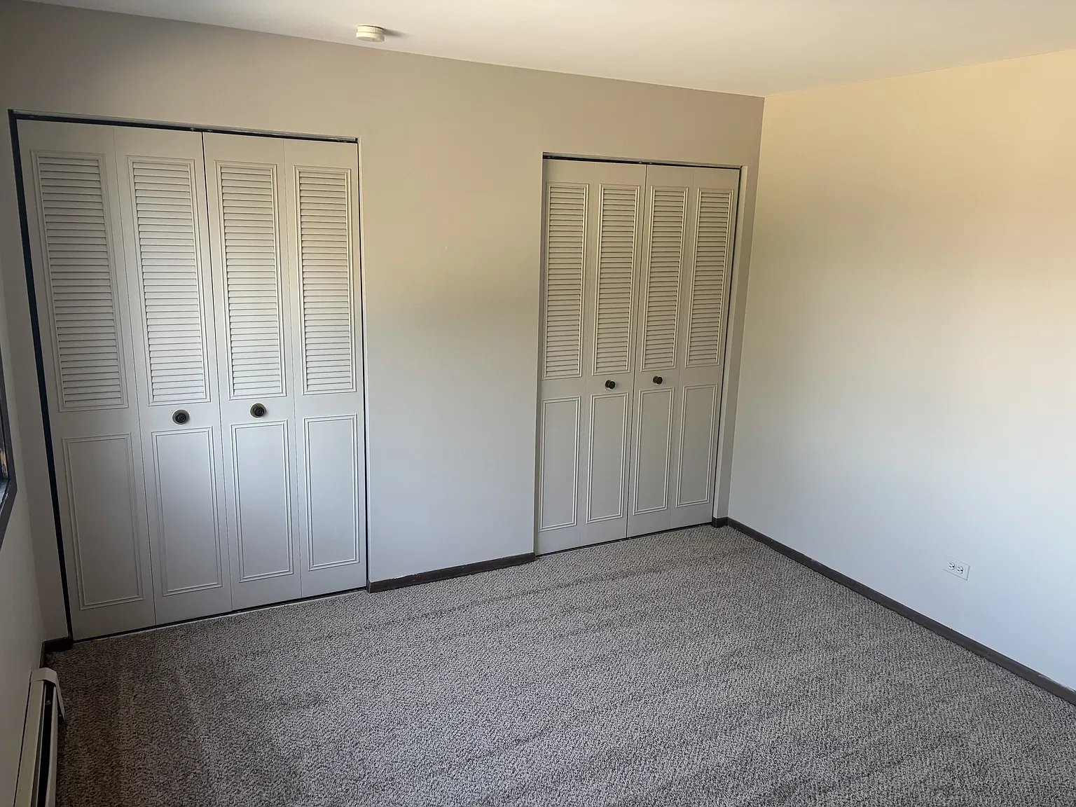 8860 Mobile - 2C — Photo 2