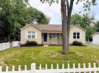 501 Cedar Creek Rd, Makanda, IL 62958