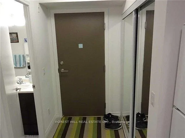 35 Saranac Blvd #720 — Photo 2