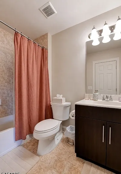 50 Bloomfield Ave #50 — Photo 20