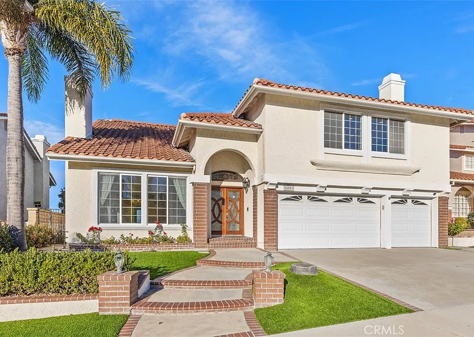 24001 Swallowtail Dr