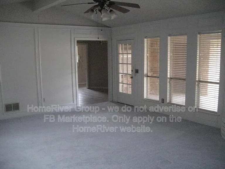 3109 Dartmouth Dr — Photo 2