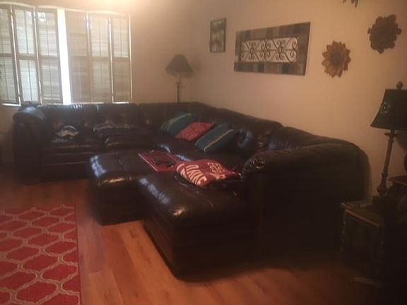 3rd image of 1813 Leona Dr