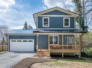 17 Mountain Rd, Arden, NC 28704