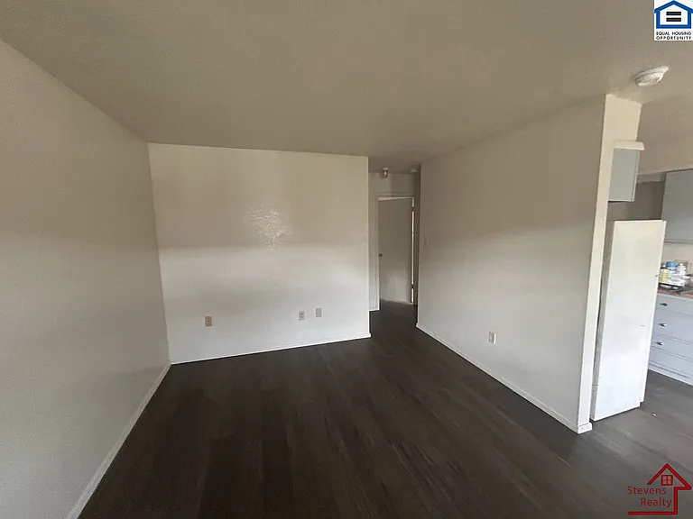 Amber Apartments — Photo 40