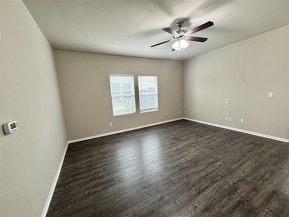 5th image of 13512 Kearns Dr