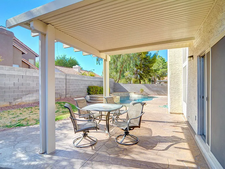 217 S White Cloud Cir — Photo 14