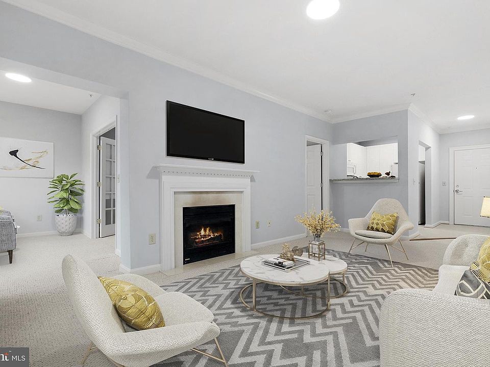 1st image of 4950 Brenman Park Dr APT 206