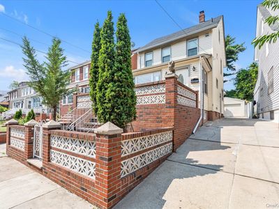 48-18 202 Street, Oakland Gardens, NY, 11364