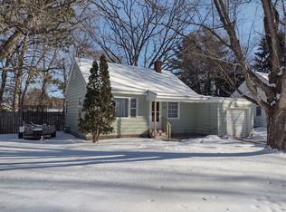 1328 Wilson Dr, Eau Claire, WI 54703