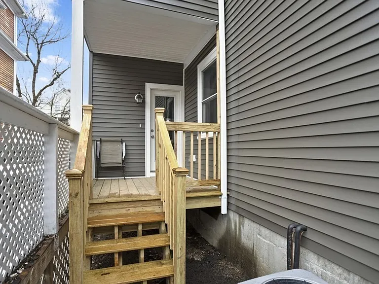 10 Grant St #1 — Photo 22