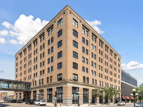 406 Wacouta St Unit 505, Saint Paul, MN 55101