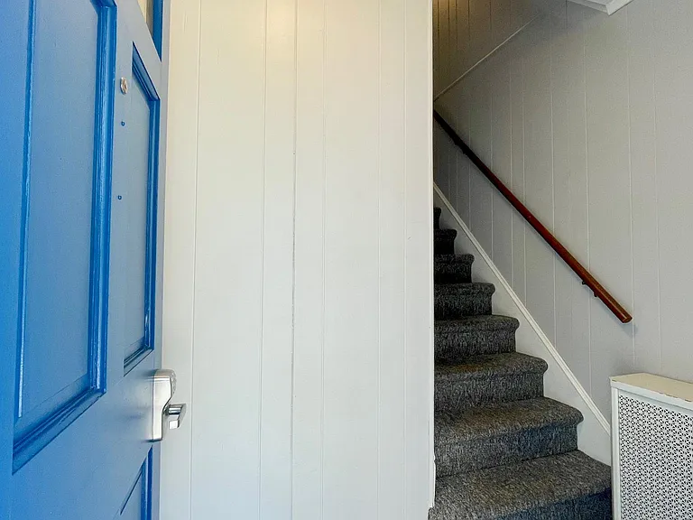 531 Green End Ave #2 — Photo 18