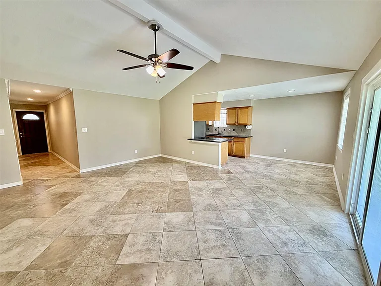 5838 Ludington Dr — Photo 5