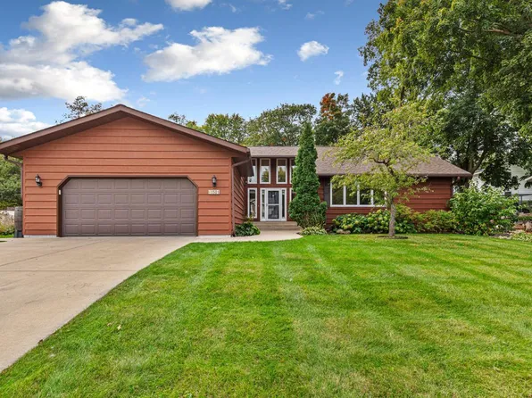 1501 Greenleaf Rd, Faribault, MN 55021