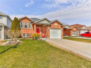 3 Oliver Ct, Brantford, ON