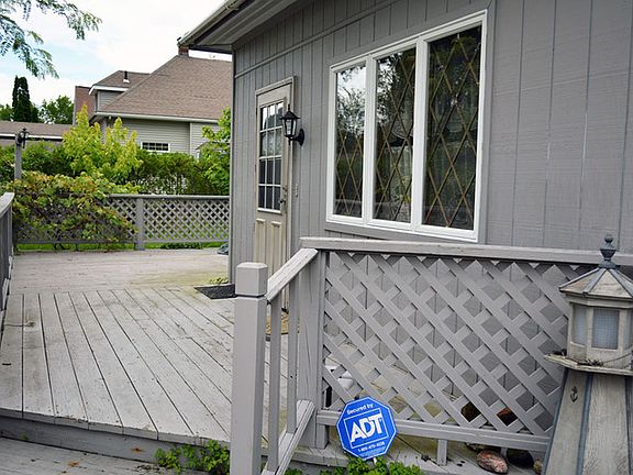 2nd image of 1148 Hilton Ave