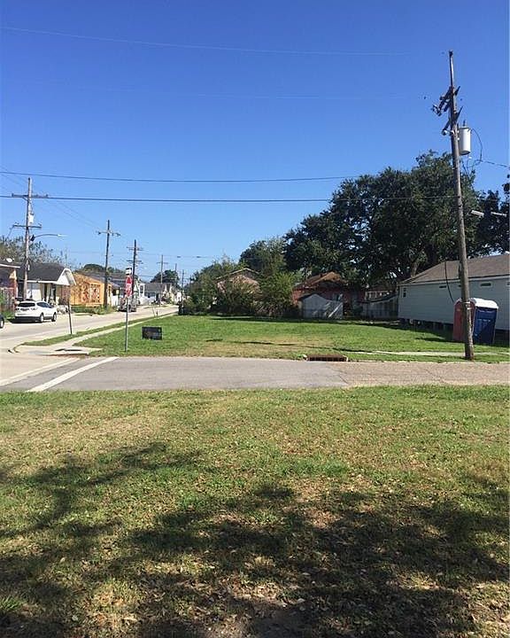 1st image of 2410 N Galvez St