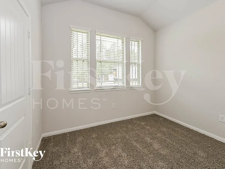14775 Country Club Dr — Photo 11