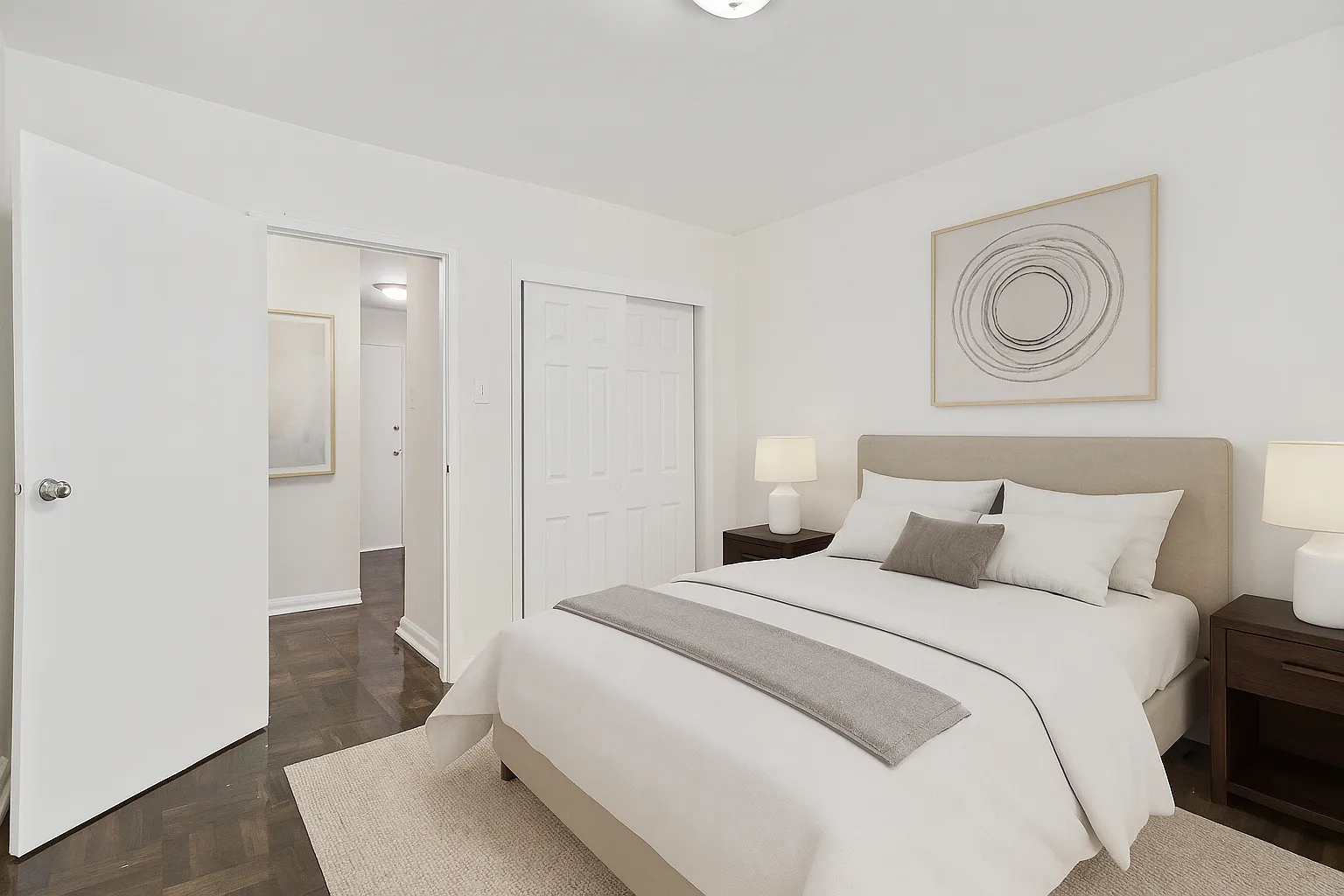 Owen Apartments — Photo 4