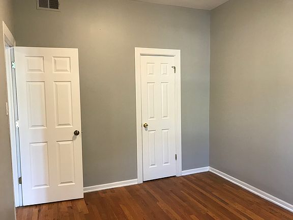 5th image of 4009 N Saint Louis Ave #1S