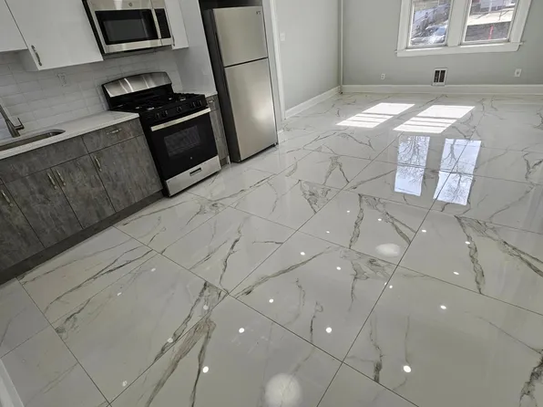 1500 81st St APT 2, North Bergen, NJ 07047