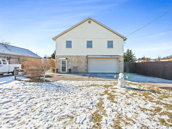 807 N Roan St, Elizabethton, TN 37643