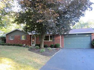 1082 Kendale Rd N, Columbus, OH 43220