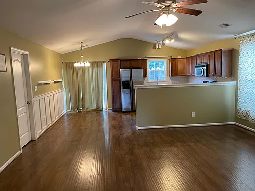 206 Skyline Dr Photo 1