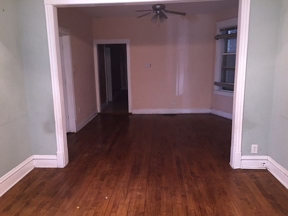 3rd image of 1525 N Keating Ave