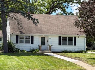 1535 Grand Ave, Ames, IA 50010