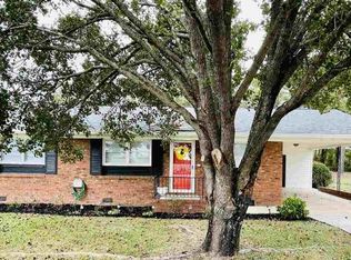 928 E Billy Farrow Hwy, Darlington, SC 29532