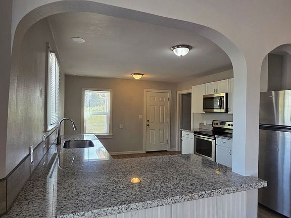4th image of 1190 Alder Dr NE #1190