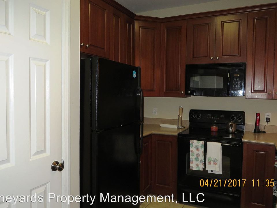 1st image of 1549 Crescent Hills Dr