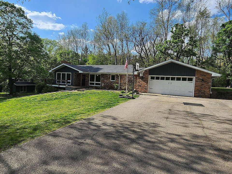 1st image of 1450 Frenchs Ln