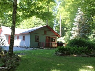 17 Gallina Pond Dr, Honesdale, PA 18431