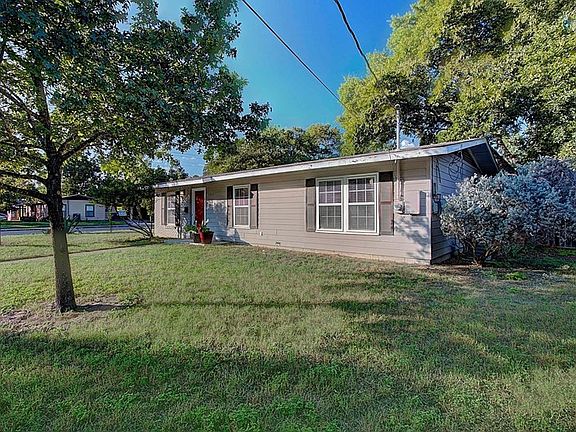 2nd image of 1312 Dwyce Dr