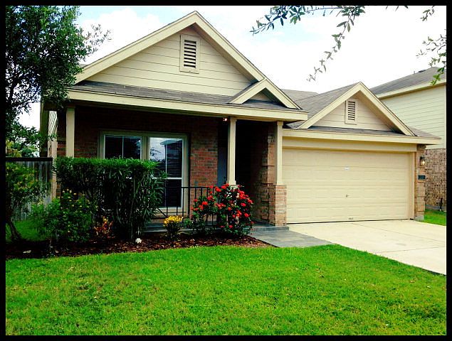 1st image of 3301 San Fabian St