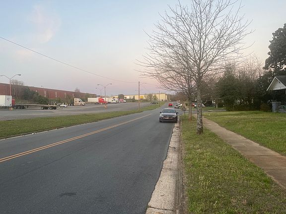 5th image of 309 6th Ave