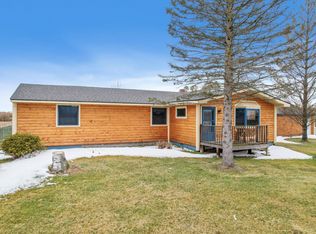 489 La Croix Rd, Harsens Island, MI 48028