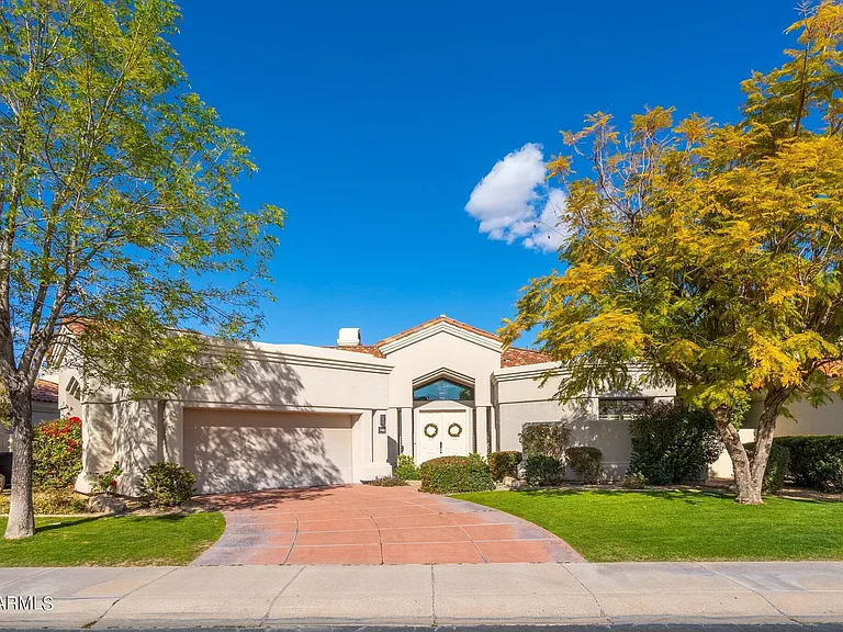 7466 E Cochise Rd — Photo 18