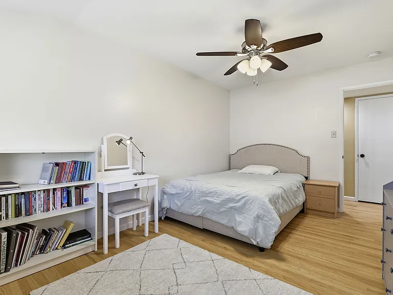872 W Knickerbocker Dr — Photo 27