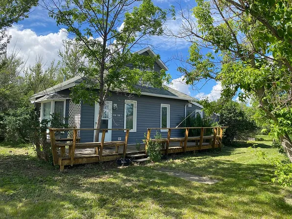 4 2nd Ave N, Sunburst, MT 59482
