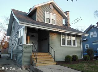 6743 12th Ave #2, Kenosha, WI 53143