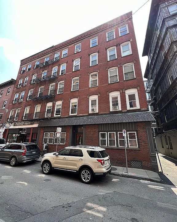 1st image of 84 Prince St APT 3A