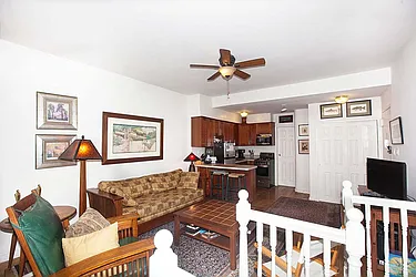 Rented by Larry Tauber, LREB